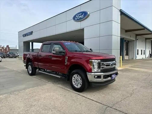 2019 Ford F-250 Super Duty XLT 4WD photo