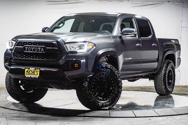 2019 Toyota Tacoma TRD Off Road 4WD photo