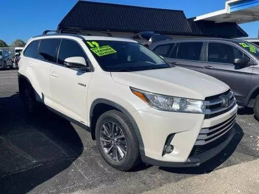 2019 Toyota Highlander Hybrid XLE AWD photo