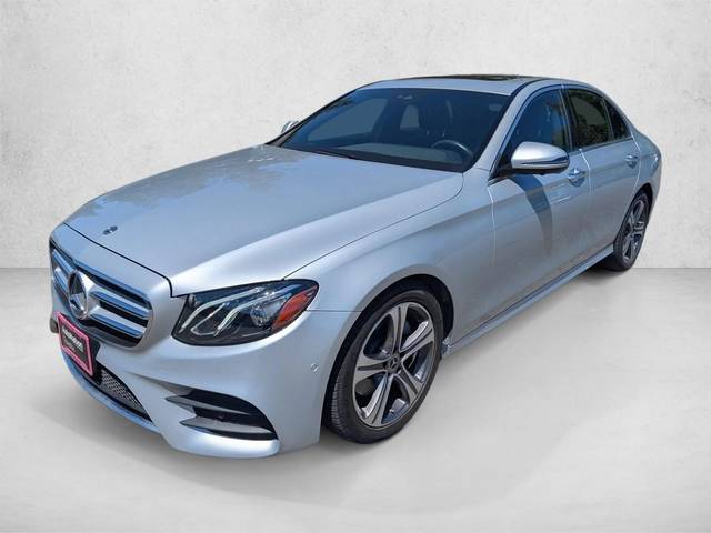 2019 Mercedes-Benz E-Class E 300 RWD photo