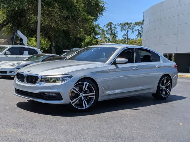 2018 BMW 5 Series 530i RWD photo