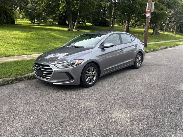 2018 Hyundai Elantra SEL FWD photo