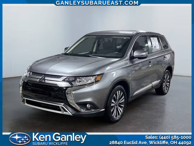 2019 Mitsubishi Outlander SE 4WD photo