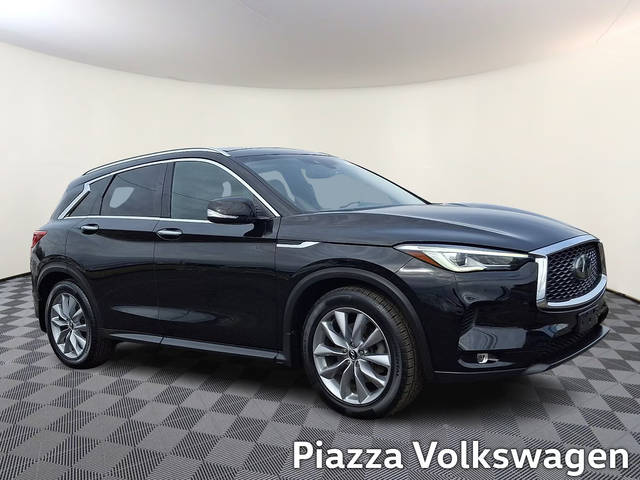 2019 Infiniti QX50 LUXE AWD photo