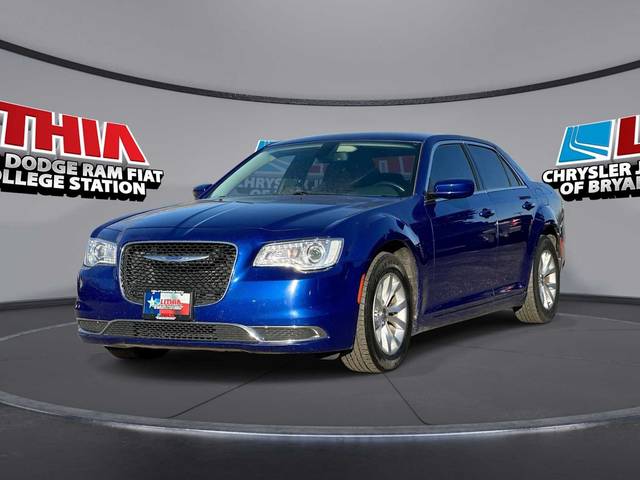 2019 Chrysler 300 Touring RWD photo