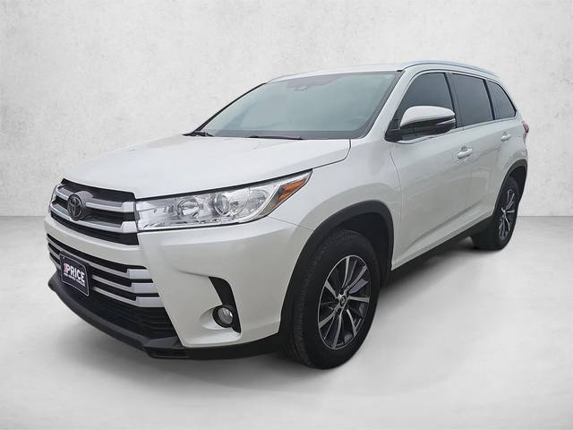 2019 Toyota Highlander XLE FWD photo