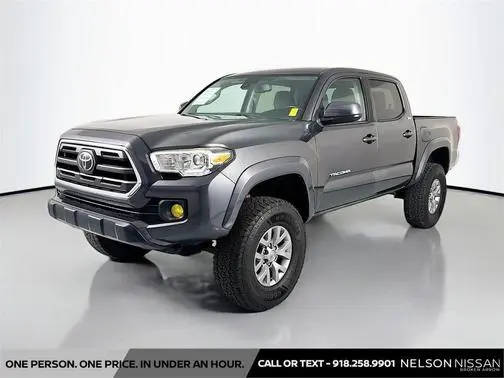 2019 Toyota Tacoma SR5 4WD photo
