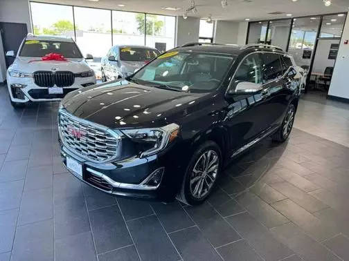 2019 GMC Terrain Denali FWD photo