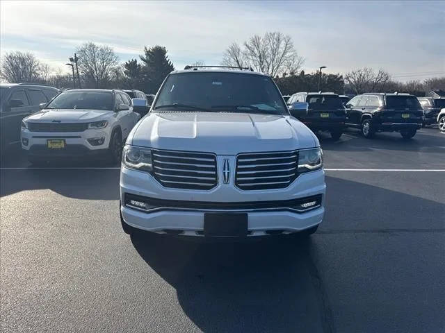 2016 Lincoln Navigator Select 4WD photo