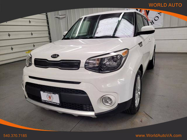 2018 Kia Soul + FWD photo