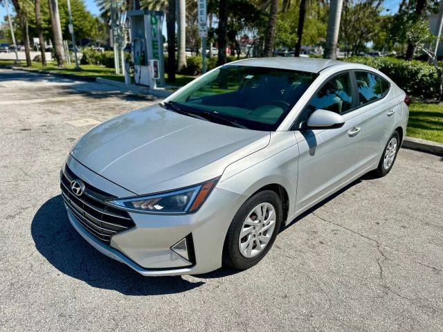 2019 Hyundai Elantra SE FWD photo