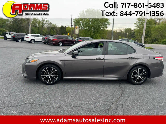 2019 Toyota Camry SE FWD photo