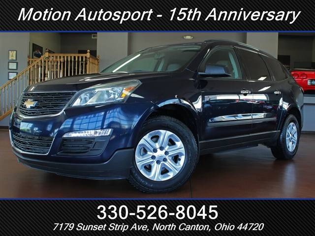 2016 Chevrolet Traverse LS AWD photo
