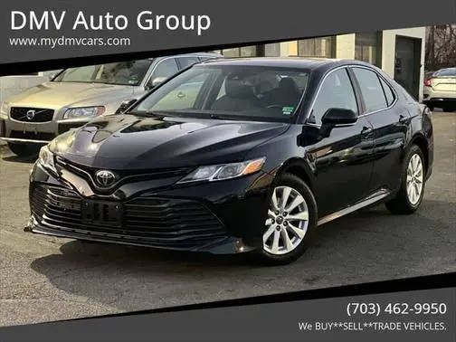 2019 Toyota Camry LE FWD photo