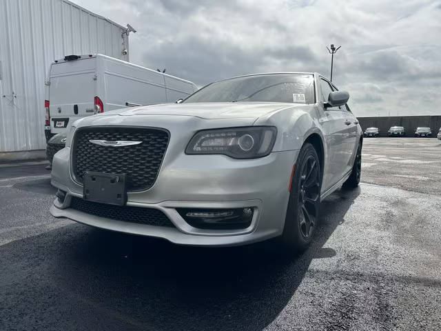 2019 Chrysler 300 300S RWD photo