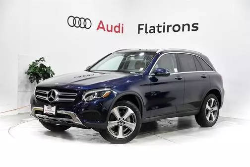 2019 Mercedes-Benz GLC-Class GLC 300 AWD photo