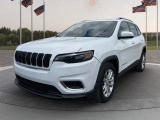 2019 Jeep Cherokee Latitude FWD photo