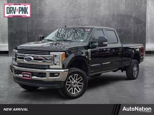 2019 Ford F-350 Super Duty LARIAT 4WD photo