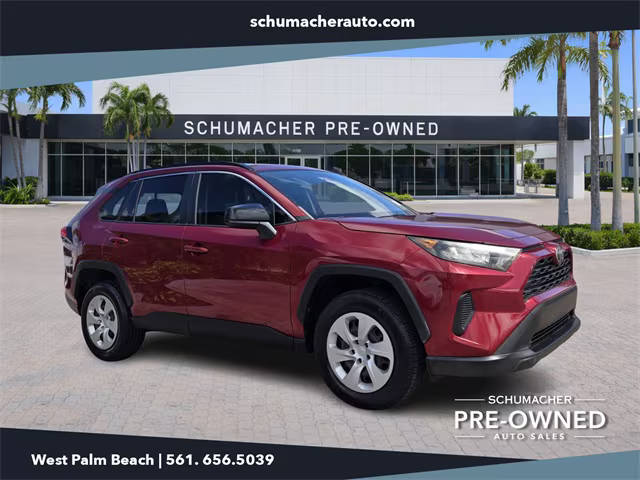 2019 Toyota RAV4 LE FWD photo