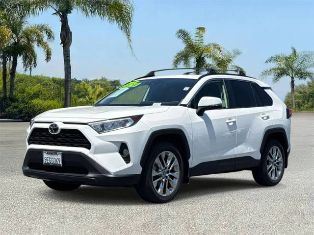 2019 Toyota RAV4 XLE Premium FWD photo