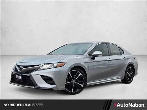 2019 Toyota Camry XSE FWD photo