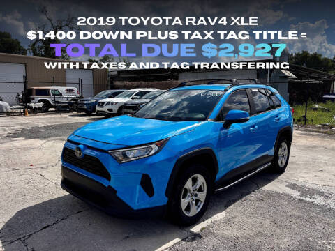 2019 Toyota RAV4 LE FWD photo
