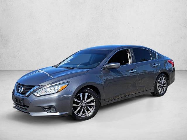 2017 Nissan Altima 2.5 SV FWD photo