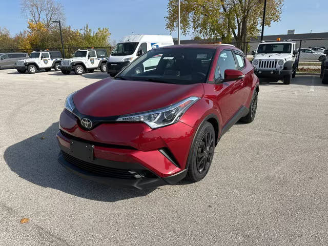 2019 Toyota C-HR LE FWD photo