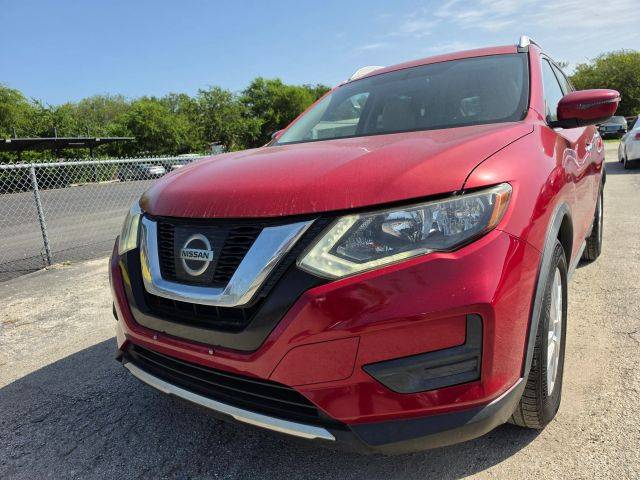 2017 Nissan Rogue SV FWD photo