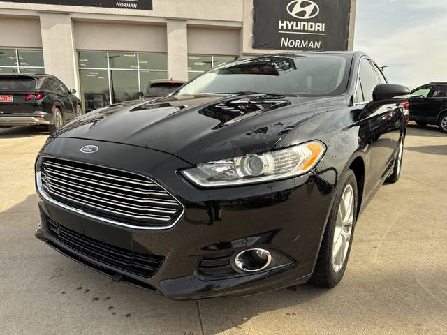 2016 Ford Fusion SE FWD photo
