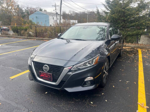 2019 Nissan Altima 2.5 Platinum AWD photo