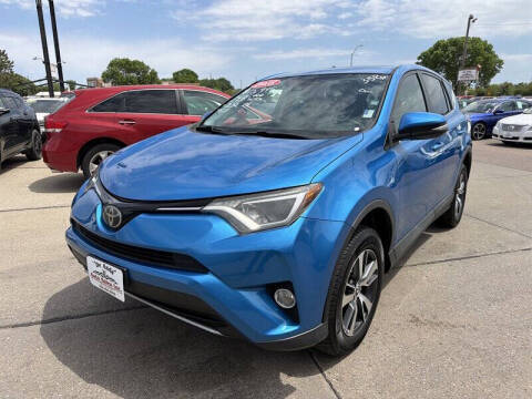 2018 Toyota RAV4 XLE FWD photo