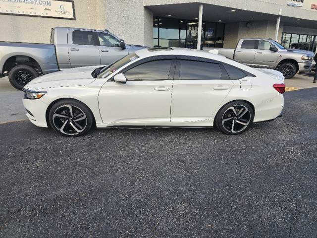 2019 Honda Accord Sport 2.0T FWD photo