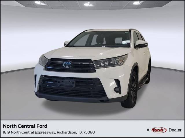 2019 Toyota Highlander SE FWD photo