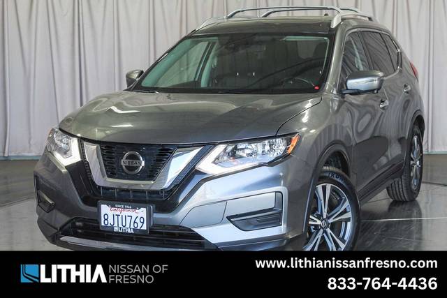 2019 Nissan Rogue SV FWD photo