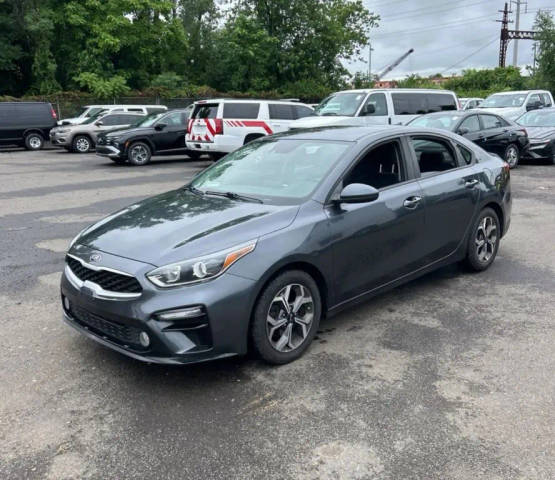 2019 Kia Forte LXS FWD photo