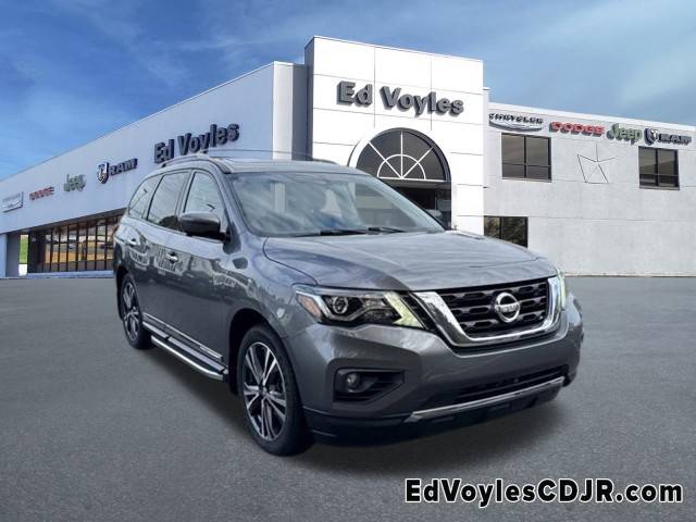 2018 Nissan Pathfinder Platinum 4WD photo