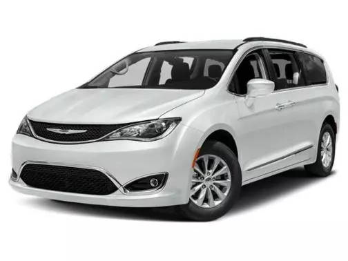 2019 Chrysler Pacifica Minivan Touring L Plus FWD photo