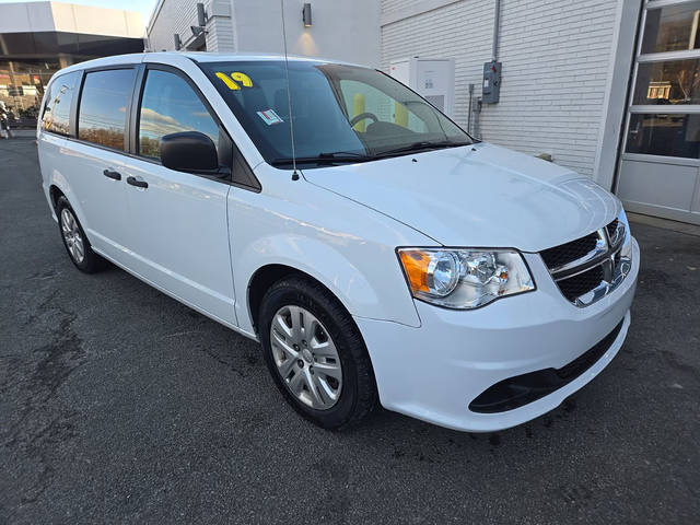 2019 Dodge Grand Caravan SE FWD photo