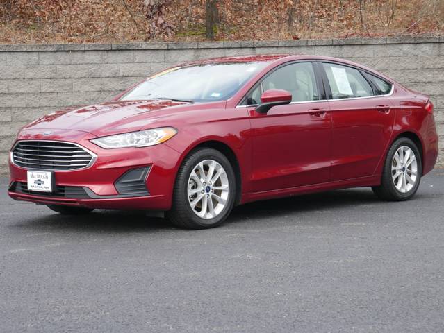 2019 Ford Fusion SE FWD photo