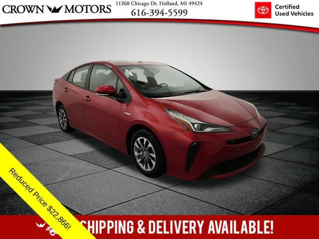 2019 Toyota Prius XLE FWD photo