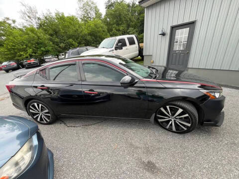 2019 Nissan Altima 2.5 SR AWD photo