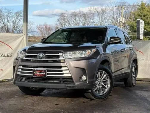 2019 Toyota Highlander XLE AWD photo