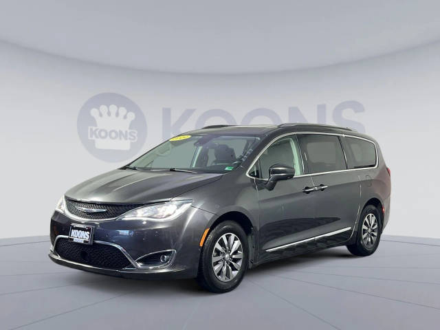 2019 Chrysler Pacifica Minivan Touring L Plus FWD photo