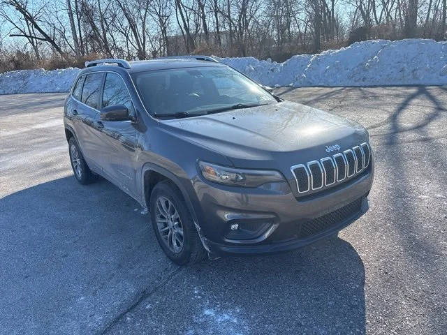 2019 Jeep Cherokee Latitude Plus 4WD photo