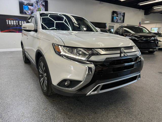 2019 Mitsubishi Outlander SE FWD photo