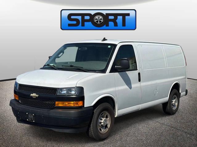 2019 Chevrolet Express Cargo  RWD photo