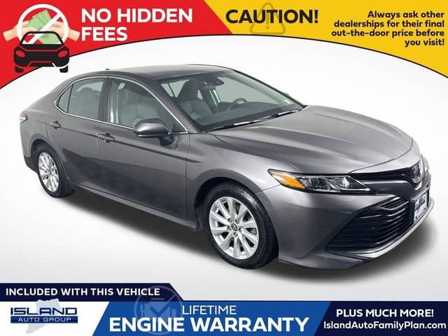 2019 Toyota Camry LE FWD photo