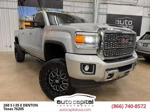2019 GMC Sierra 2500HD Denali 4WD photo