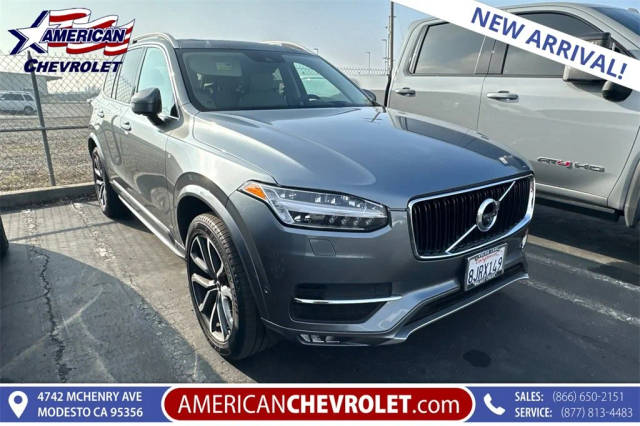 2019 Volvo XC90 Momentum AWD photo